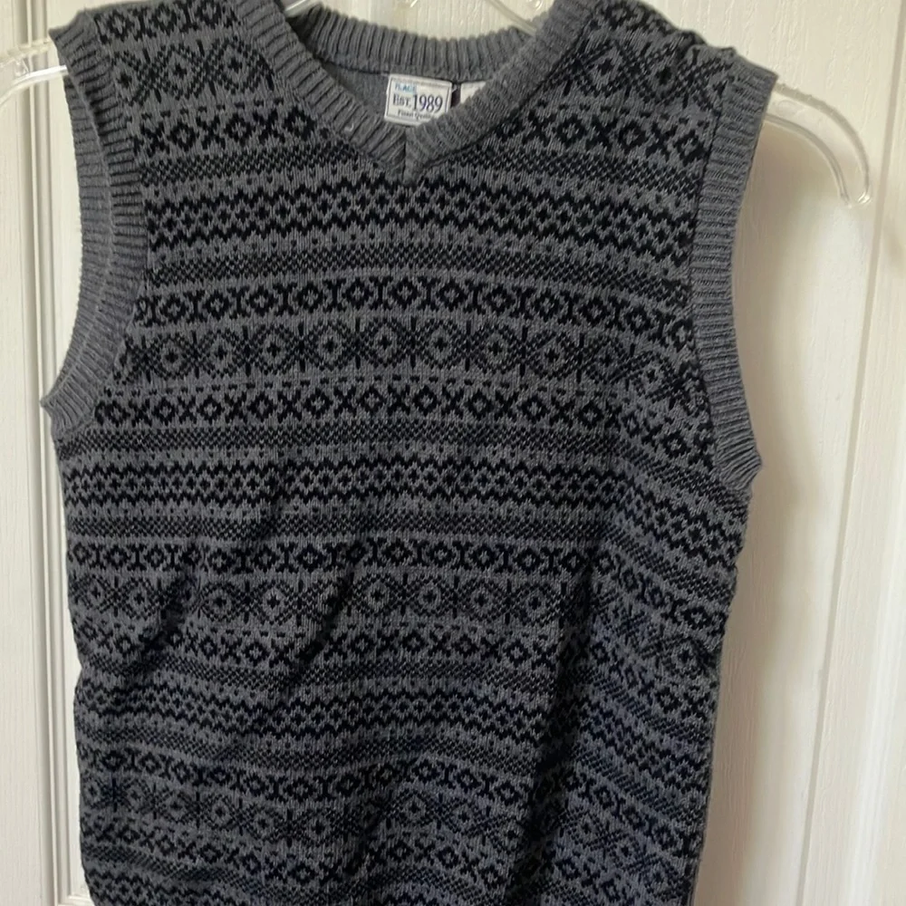FINAL MARKDOWN Boys place vest large
